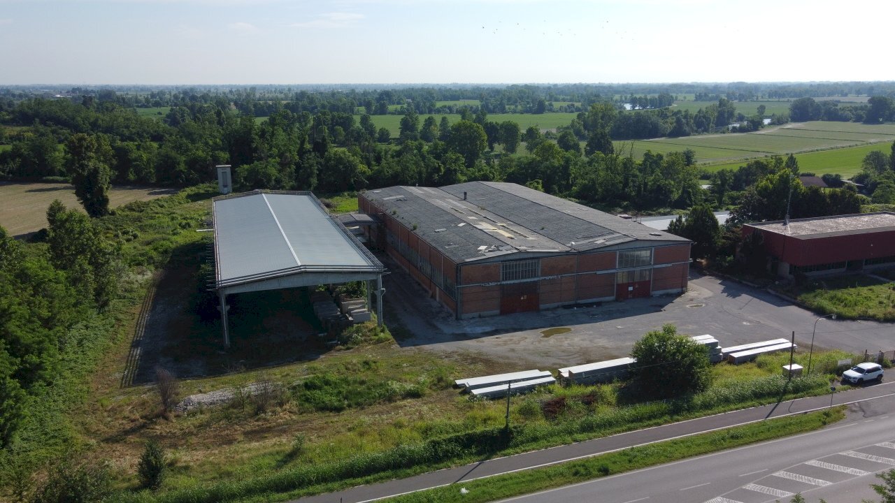 DJI_0154.JPG - Capannone strada Provinciale 26 20, San Martino in Strada - foto 1