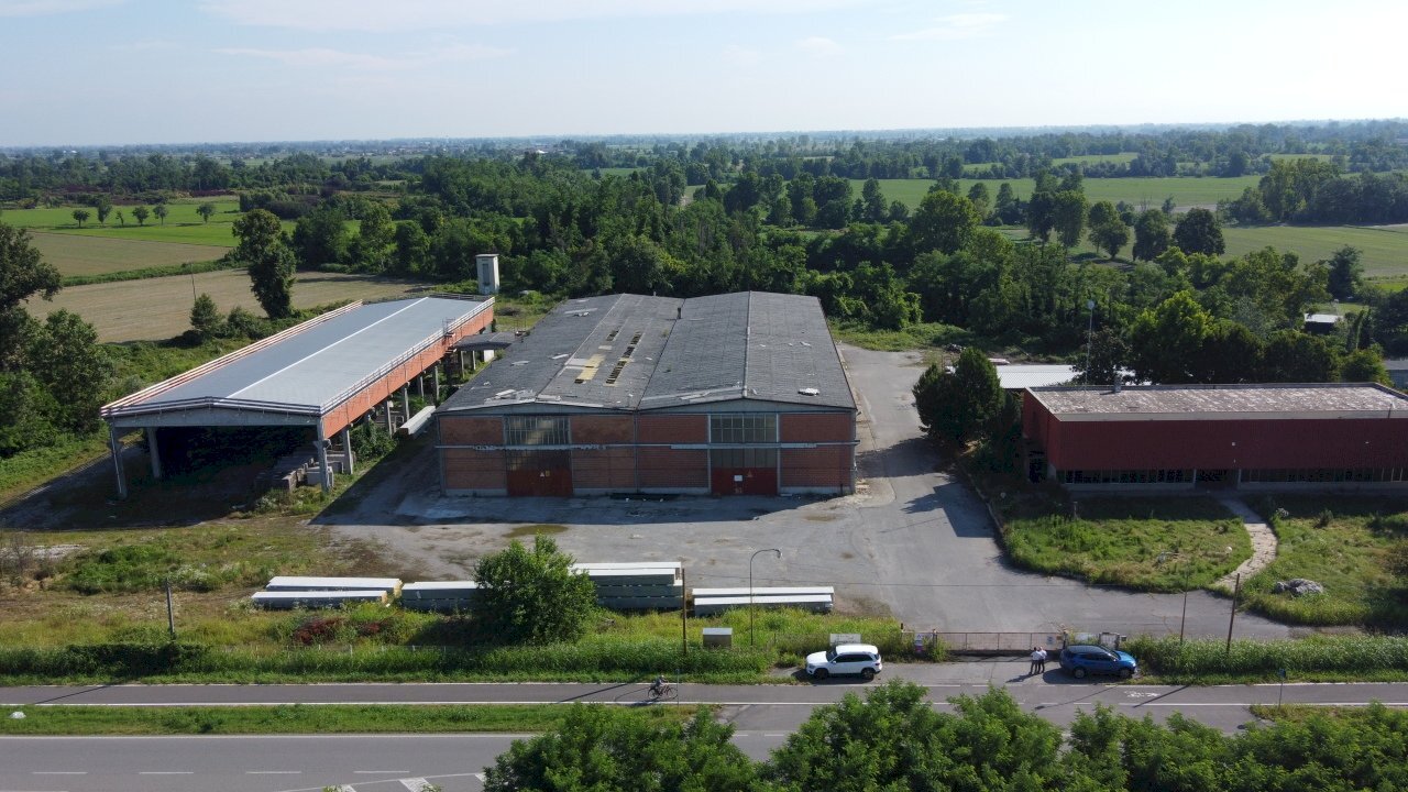 DJI_0152.JPG - Capannone strada Provinciale 26 20, San Martino in Strada - foto 3