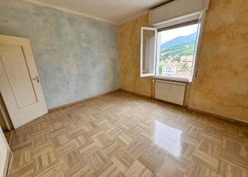 Camera grande (2).jpg - Appartamento SALITA SERRA RICCO 3, Genova - foto 17