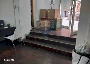 Locale Commerciale Via V. Emanuele III, Casalnuovo di Napoli - foto 2