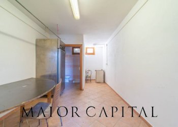 Altro Via Roma, Oschiri - foto 18