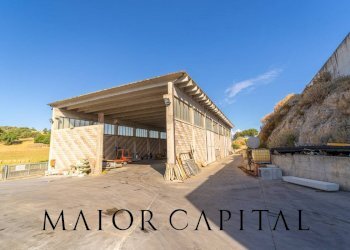 Altro Via Roma, Oschiri - foto 24