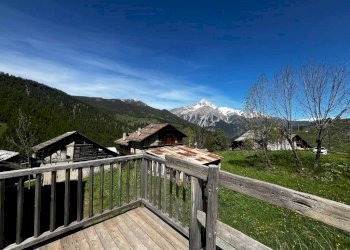 Balcone - Trilocale Frazione Thures, 4, Cesana Torinese - foto 4