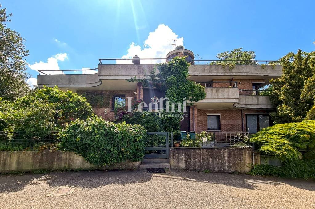 Facciata - Villa via Giovanni Boccaccio, 11, Casale Monferrato - foto 1