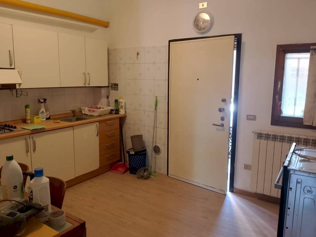 Cucina - Bilocale via San Donato, 188, Bologna (zona San Donato) - foto 1