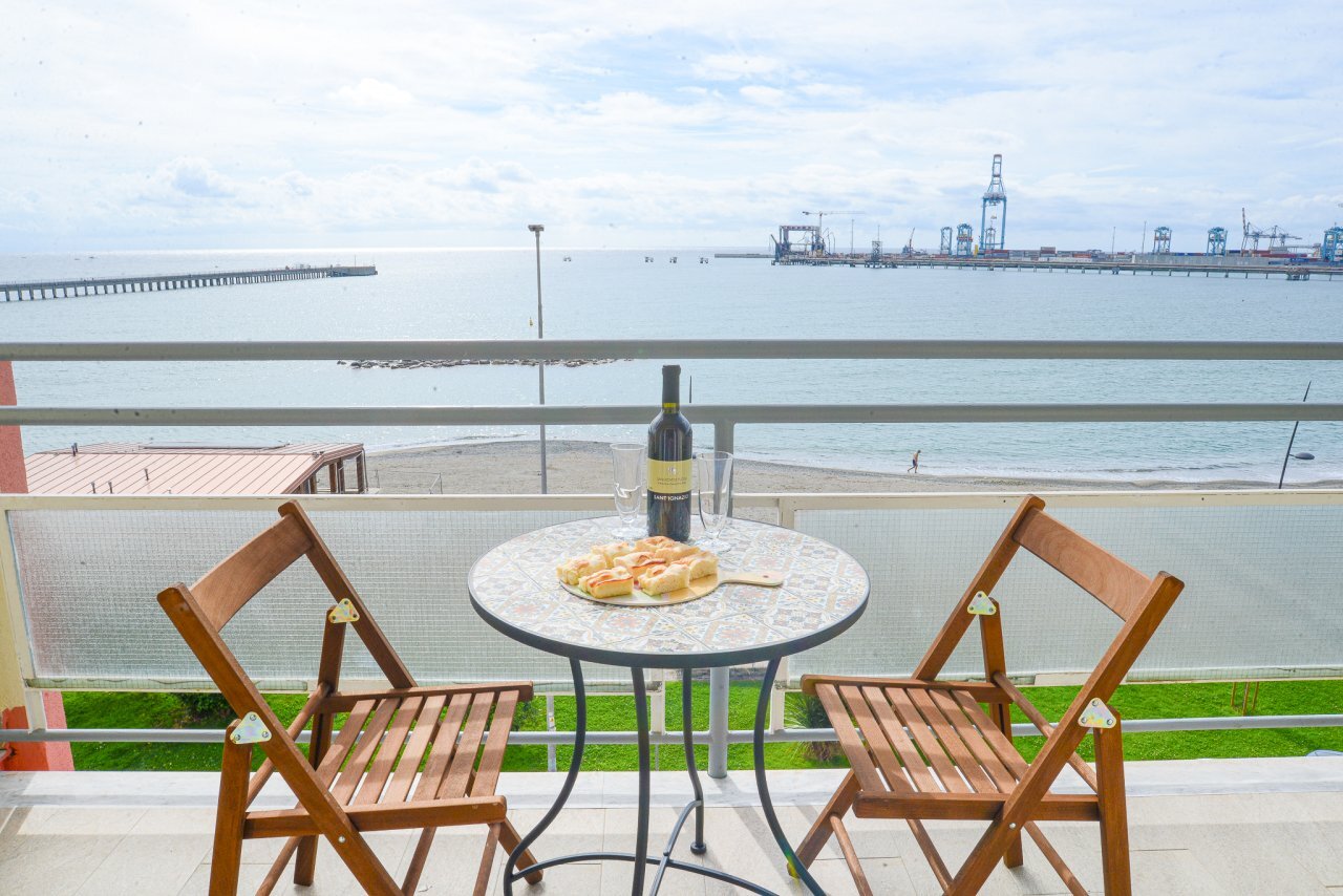 Via Verdi logo-37.jpg - Trilocale Via Aurelia 20, Vado Ligure - foto 1