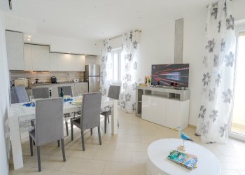 Via Verdi logo-48.jpg - Trilocale Via Aurelia 20, Vado Ligure - foto 10