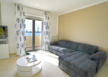 Via Verdi logo-47.jpg - Trilocale Via Aurelia 20, Vado Ligure - foto 11