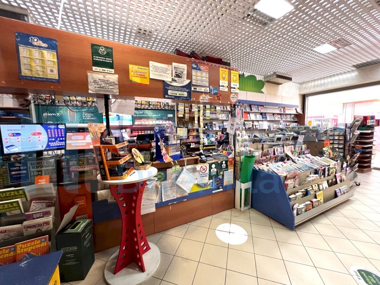 IMMAGINE01-ink.jpeg - Tabaccheria Faenza - foto 1