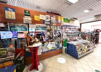 IMMAGINE01-ink.jpeg - Tabaccheria Faenza - foto 1