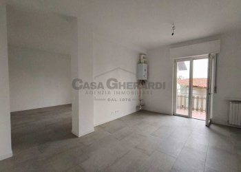 WhatsApp Image 2025-08-26 at 09.41.10.jpeg - Trilocale Via Cesare Baldi 8, Almenno San Salvatore - foto 4