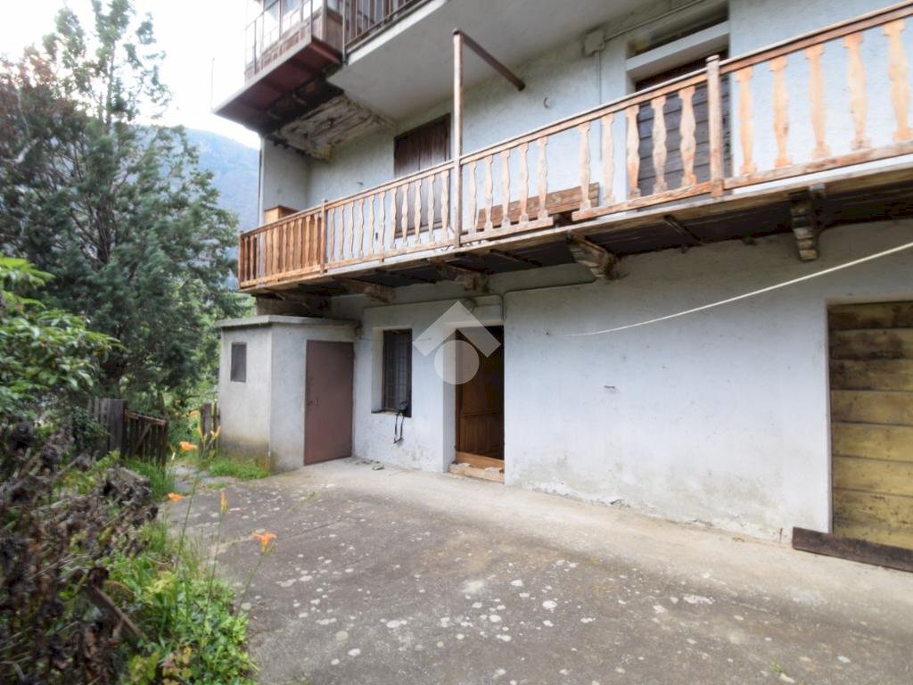One-room apartment Frazione Toffoz, Montjovet - photo 1