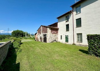 Rustic Lucca (neighborhood Vicopelago) - photo 12