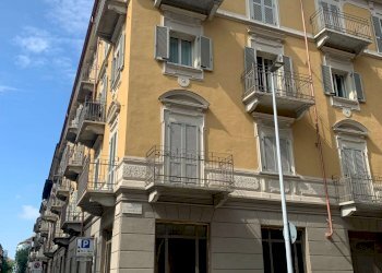 img_1245 - Three-room apartment via Pietro Giuria, 34, Torino (neighborhood San Salvario) - photo 1