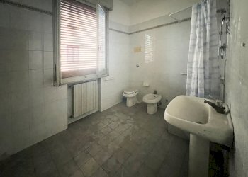 bagno 2.JPG - Appartamento Reggio nell'Emilia - foto 6