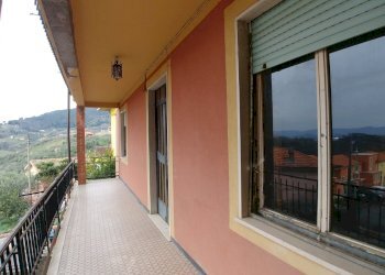 03.jpg - Independent house Via Borgo di Mezzo, Sarzana - photo 1