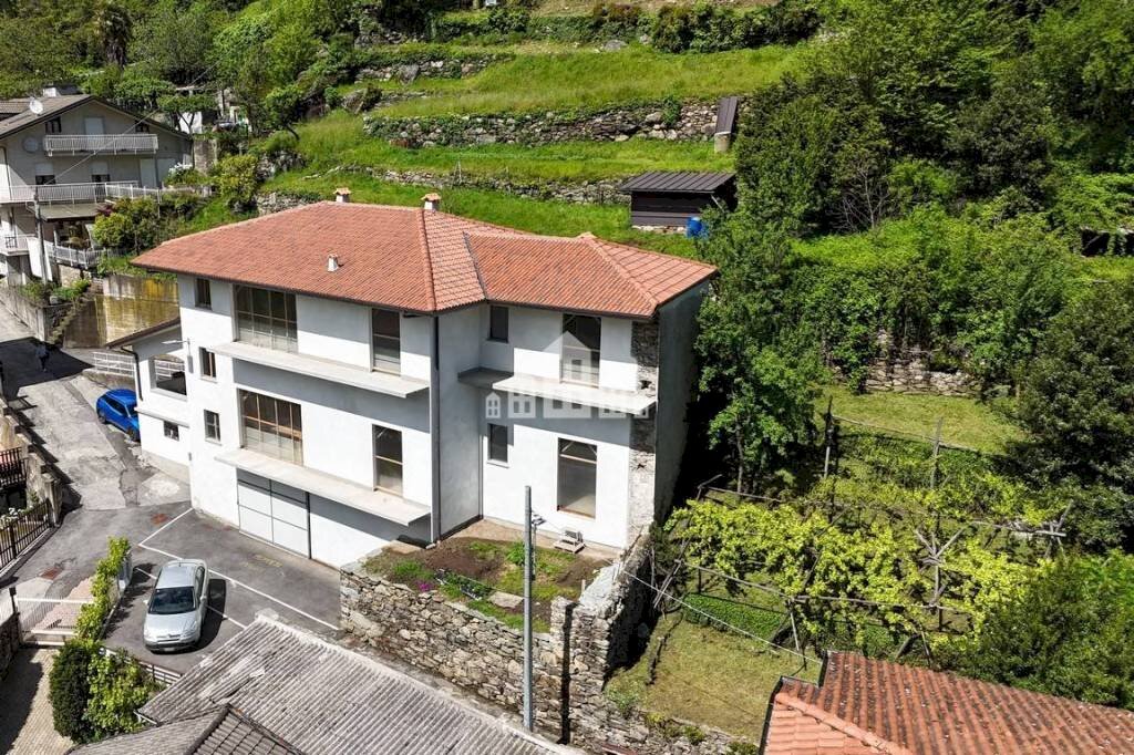 Facciata - Independent house via Berchiotti, snc, Pont-Canavese - photo 2