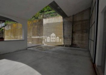 Portico - Casa indipendente via Berchiotti, snc, Pont-Canavese - foto 12
