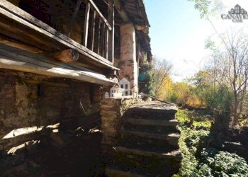 Facciata - Rustic regione ajù, Valchiusa - photo 10