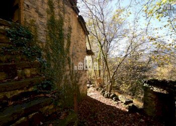 Facciata - Rustic regione ajù, Valchiusa - photo 12