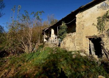 Facciata - Rustic regione ajù, Valchiusa - photo 25