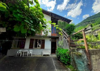 Facciata - Casa indipendente via Ginnasio, Ponte in Valtellina - foto 7