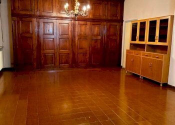 Facciata - Shop via Torino, Aosta - photo 20