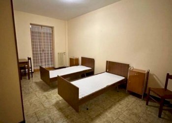 Camera da letto - Shop via Torino, Aosta - photo 50