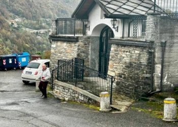 Zona - Shop via Torino, Aosta - photo 17