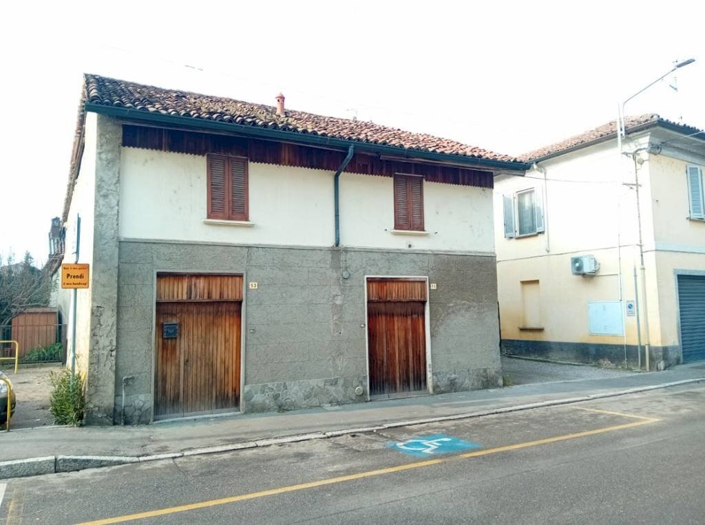 Facciata - Rustico via Camillo Benso di Cavour, 53, Rosate - foto 2