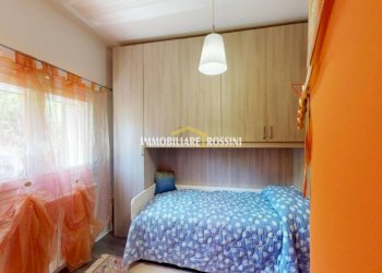 camera - Villa via Ponte Tresa, 22, Cadegliano-Viconago - foto 26