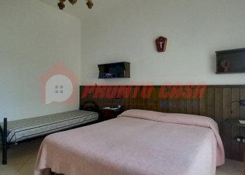 Trilocale Via Nazario SAURO, Ischitella - foto 19