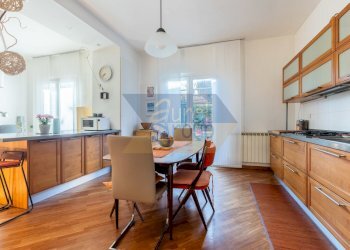 Angolo cottura - Four-room apartment Via Fontana della Girandola 24, Frascati - photo 15