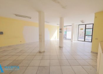locale commerciale - Commercial Premises Corso Vittorio Emanuele II 196, Taranto - photo 5