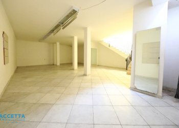 locale commerciale - Commercial Premises Corso Vittorio Emanuele II 196, Taranto - photo 12