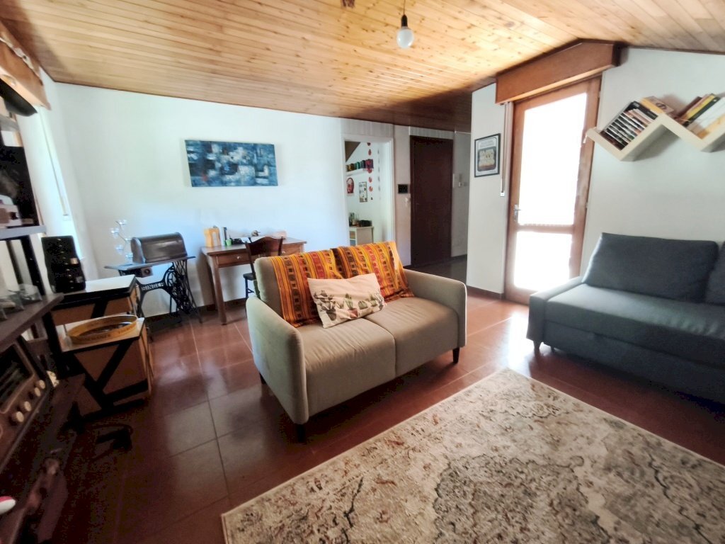 SOGGIORNO - Three-room apartment via Erminio Long (Lausa), 6, Pomaretto - photo 1