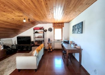 SOGGIORNO - Trilocale via Erminio Long (Lausa), 6, Pomaretto - foto 4