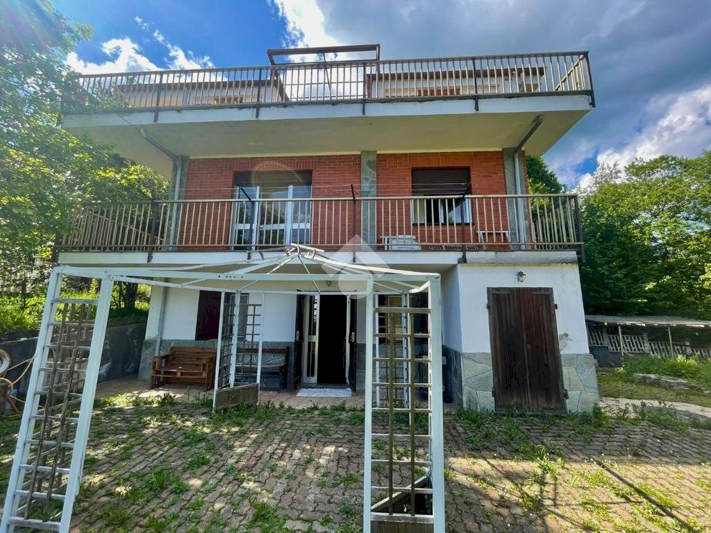 Casa indipendente Via Cavour, Colleretto Castelnuovo - foto 1