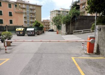 strada privata - Trilocale salita Cataldi, 24c, Genova (zona Sestri Ponente) - foto 24