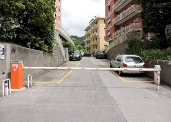 strada privata - Trilocale salita Cataldi, 24c, Genova (zona Sestri Ponente) - foto 25
