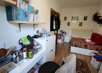 Salone - Appartamento via Vittorio Veneto, Mignanego - foto 31