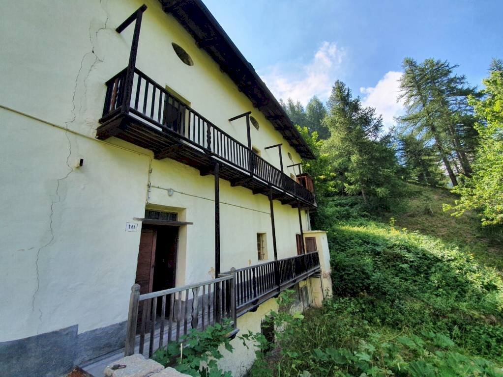 casa - Rustic strada Provinciale del Colle delle Finestre, Fenestrelle - photo 2