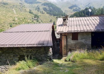 esterni - Rustico strada Provinciale del Colle delle Finestre, Fenestrelle - foto 5