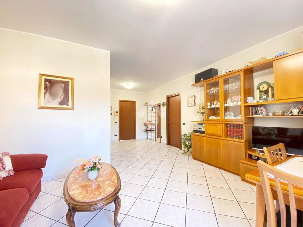 Three-room apartment Via Nazario Sauro, Baranzate - photo 2