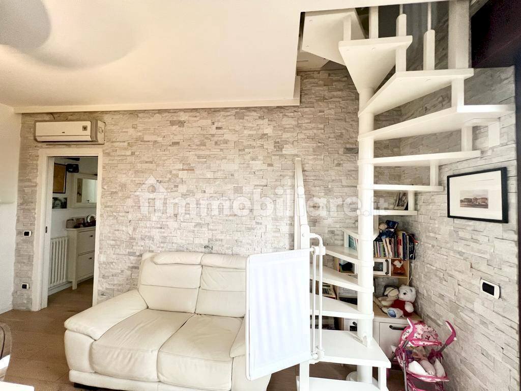 8.jpg - Three-room apartment Via Sebastiano Satta 32, Rimini - photo 3