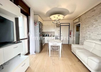 7.jpg - Trilocale Via Sebastiano Satta 32, Rimini - foto 2