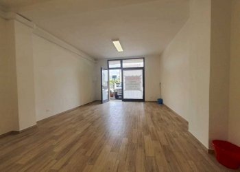 dx4.jpg - Capannone Sarzana - foto 4