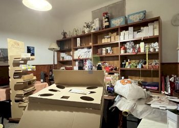 stanza degustazione - Commercial Premises Piazza di Montenero 15, Livorno - photo 27