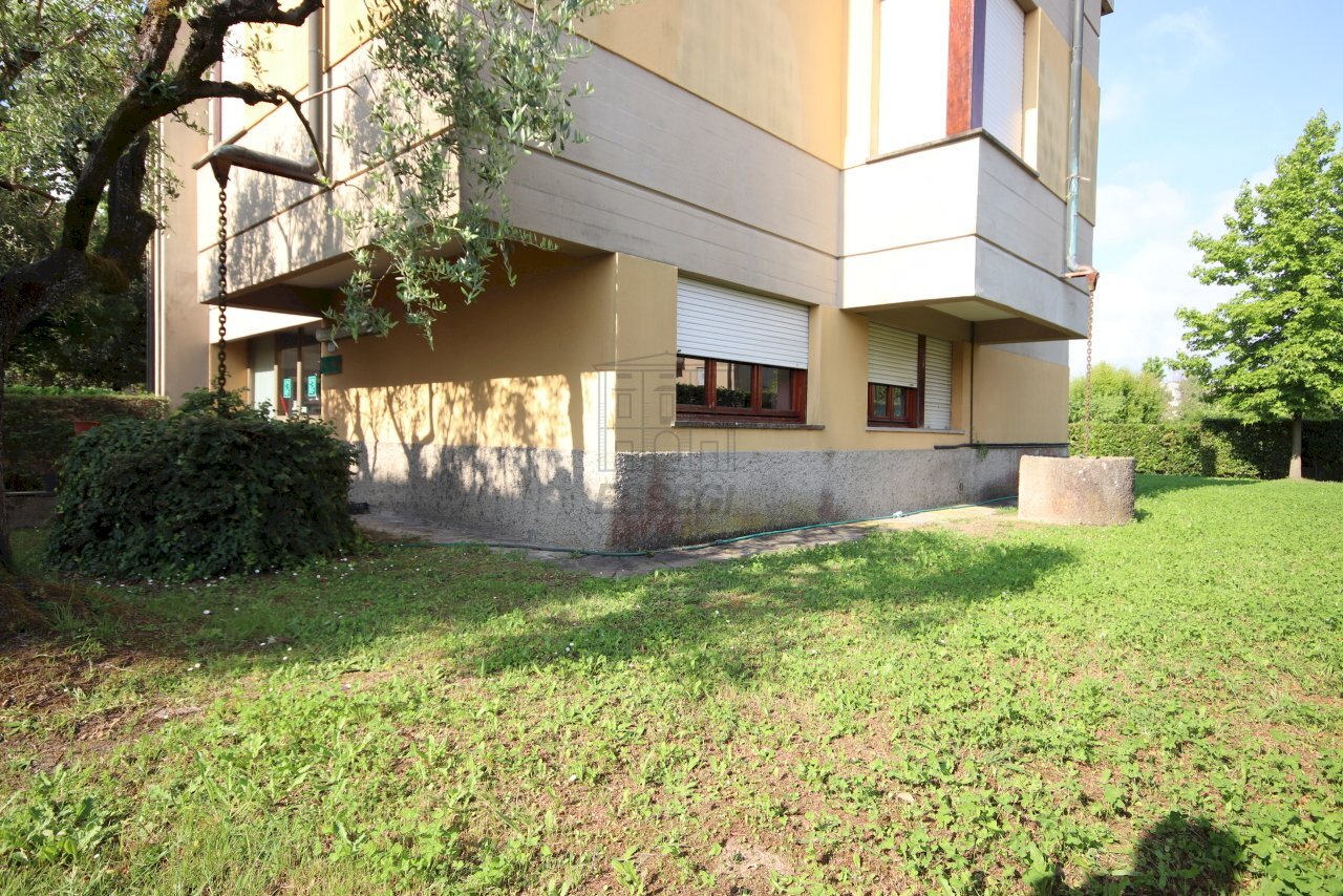 Piano terra con giardino in vendita a San Concordi - Ufficio Traversa Ⅺ Via Bandettini, San Concordio, Lucca - foto 1