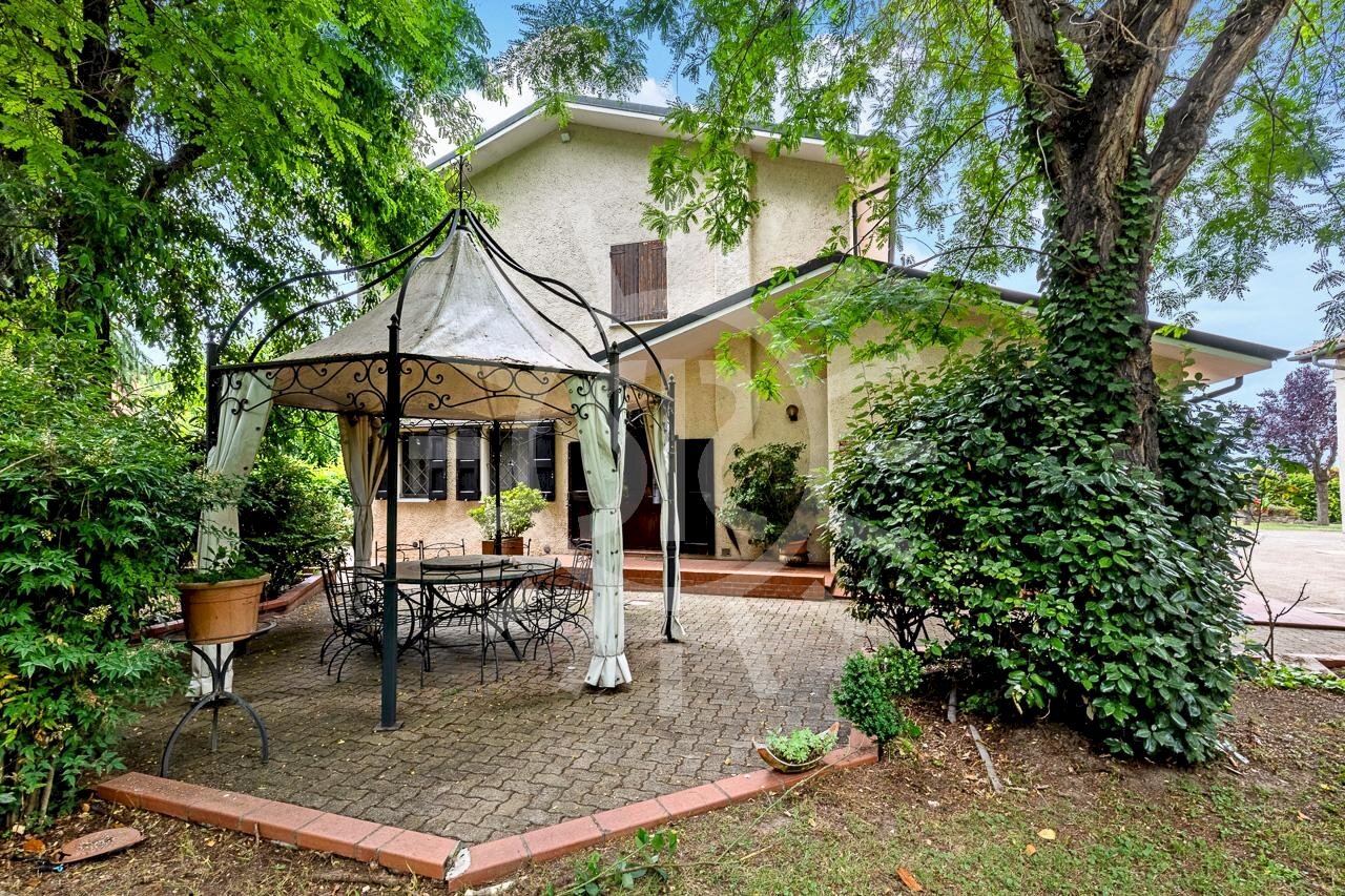 Villa Budrio - photo 1